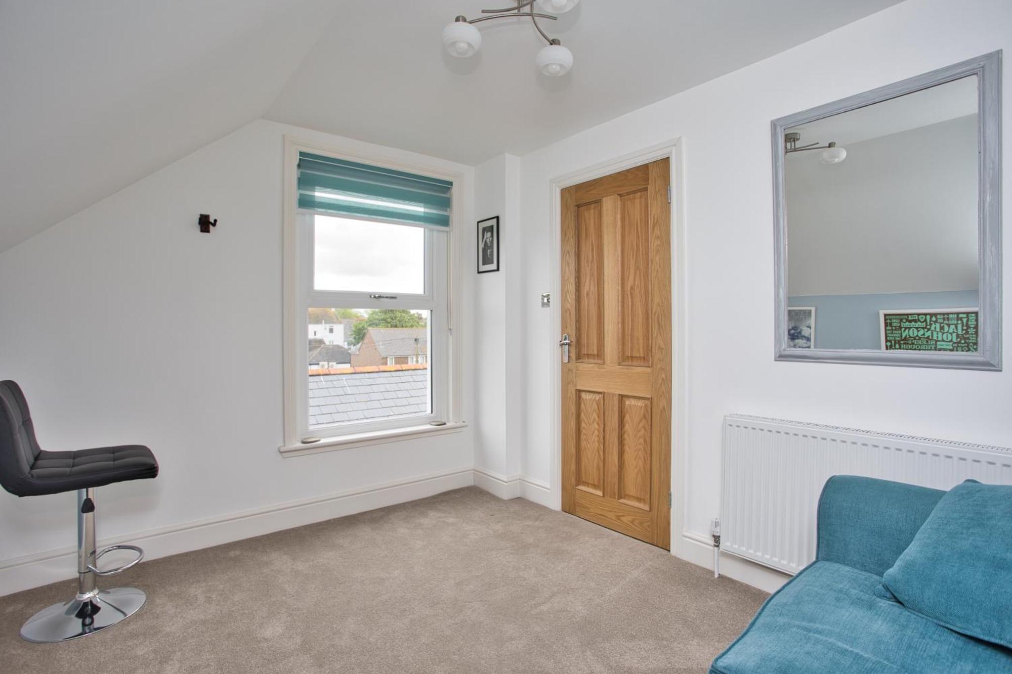 Spacious Seaside Escape In The Heart Of Deal, 4 Mins From The Beach Екстер'єр фото