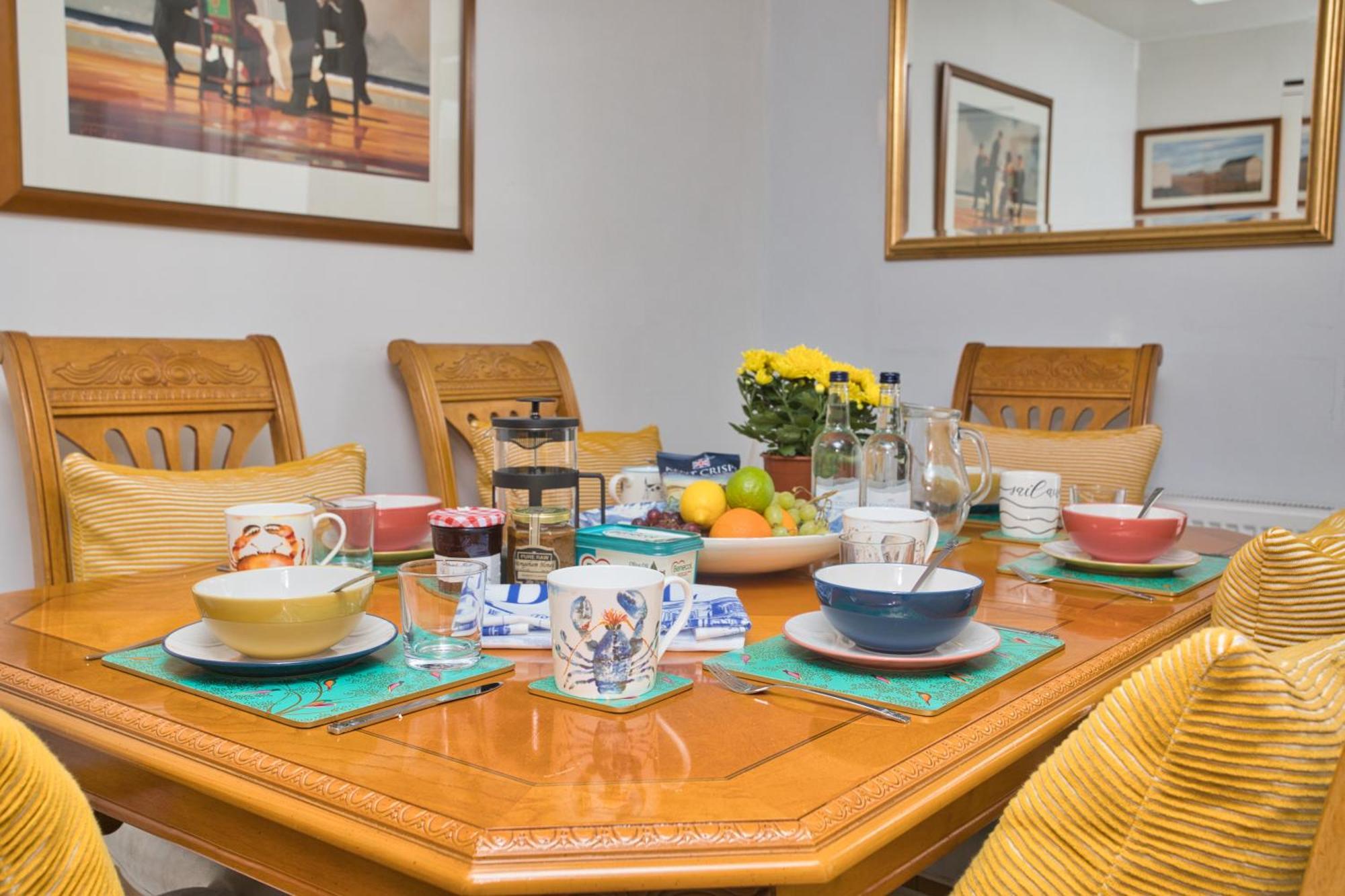 Spacious Seaside Escape In The Heart Of Deal, 4 Mins From The Beach Екстер'єр фото